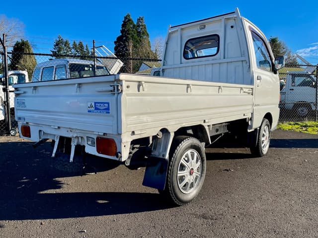 1995 Mitsubishi Minicab JDM car for sale — photo 7 of 25
