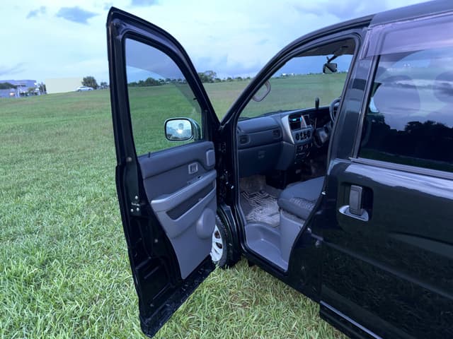2001 Daihatsu Atrai JDM car for sale — photo 14 of 25
