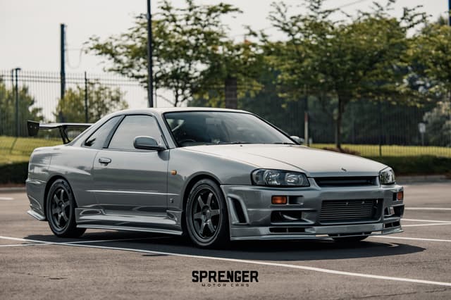 1998 Nissan Skyline JDM car for sale — photo 3 of 25