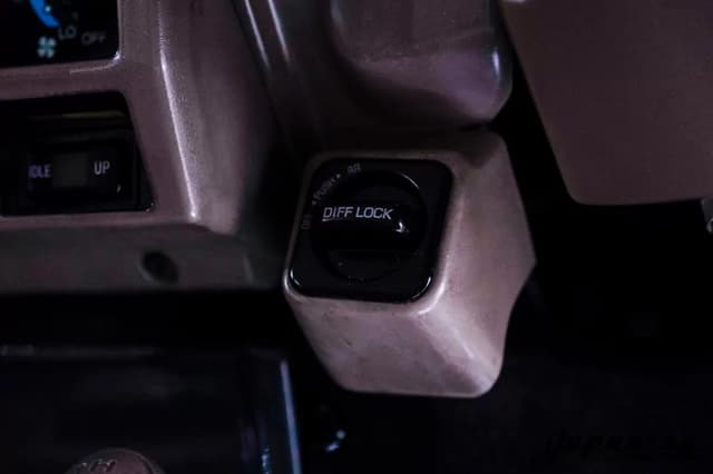 1995 Toyota Land Cruiser JDM car for sale — photo 12 of 25