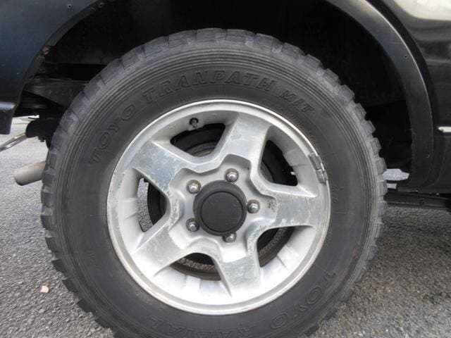 1999 Suzuki Jimny JDM car for sale — photo 17 of 18