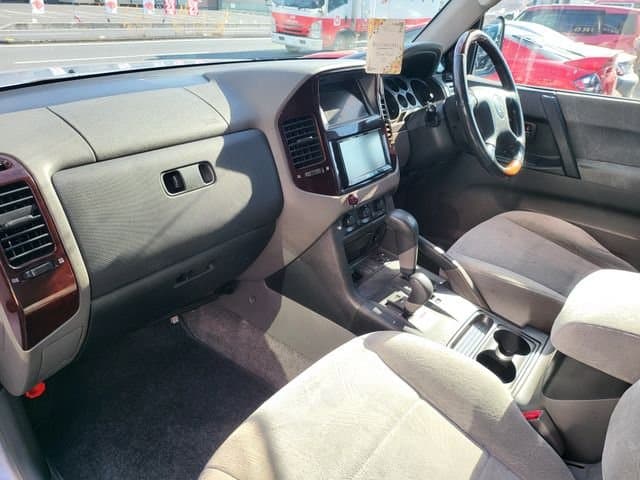 2000 Mitsubishi Pajero JDM car for sale — photo 17 of 20