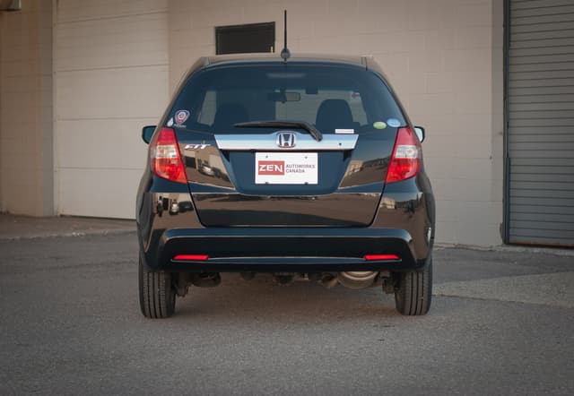 2010 Honda Fit JDM car for sale — photo 8 of 25