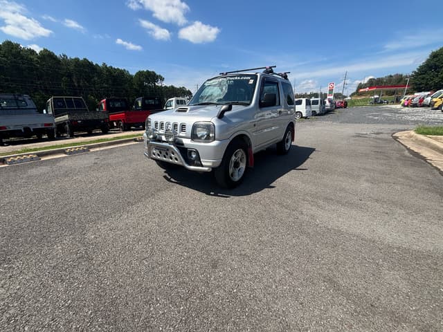 1999 Suzuki Jimny JDM car for sale — photo 3 of 11
