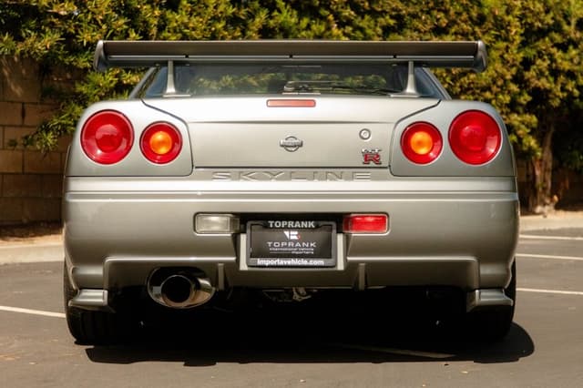 2000 Nissan Skyline JDM car for sale — photo 9 of 25