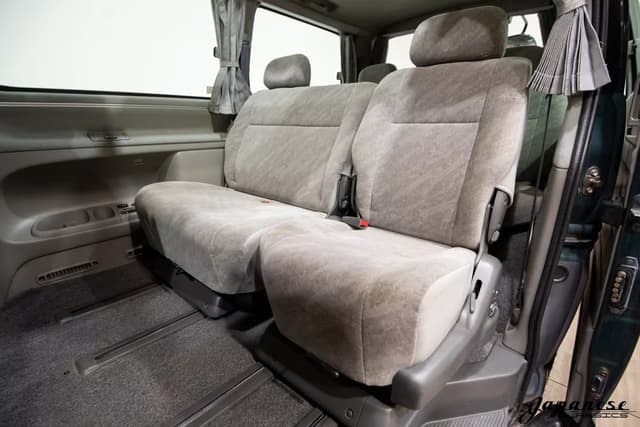 1997 Toyota HiAce JDM car for sale — photo 16 of 25