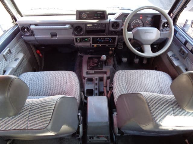 1991 Toyota Land Cruiser JDM car for sale — photo 16 of 25