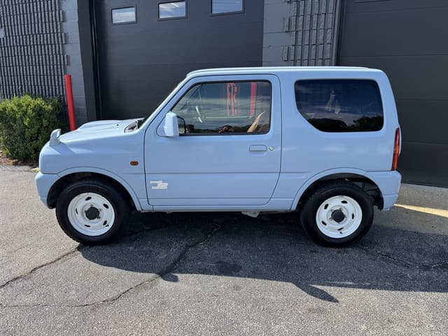 2001 Suzuki Jimny JDM car for sale — photo 3 of 25