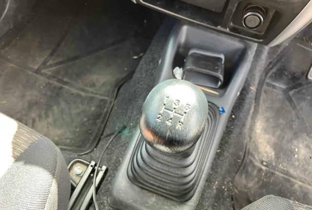 2010 Suzuki Jimny JDM car for sale — photo 5 of 20
