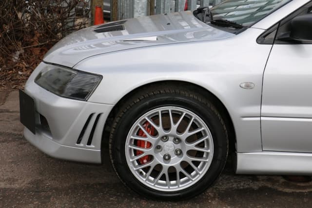 2001 Mitsubishi Lancer Evolution JDM car for sale — photo 23 of 25