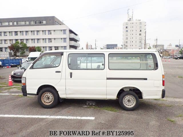 2002 Toyota HiAce JDM car for sale — photo 2 of 25