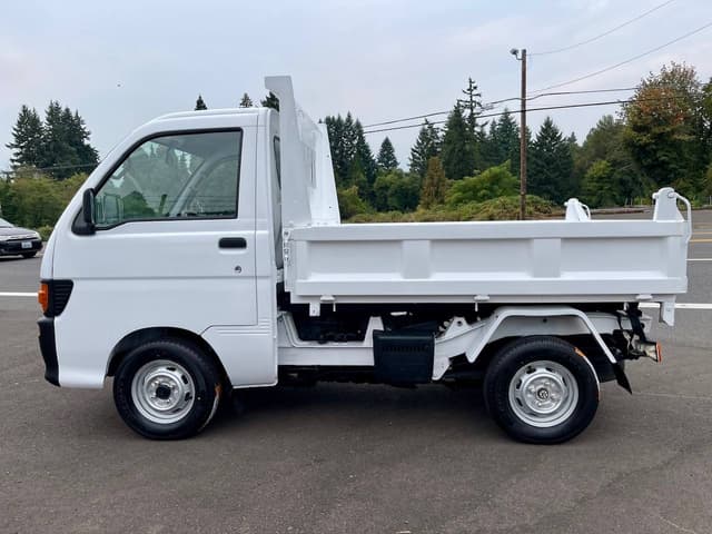 1997 Daihatsu Hijet JDM car for sale — photo 7 of 25