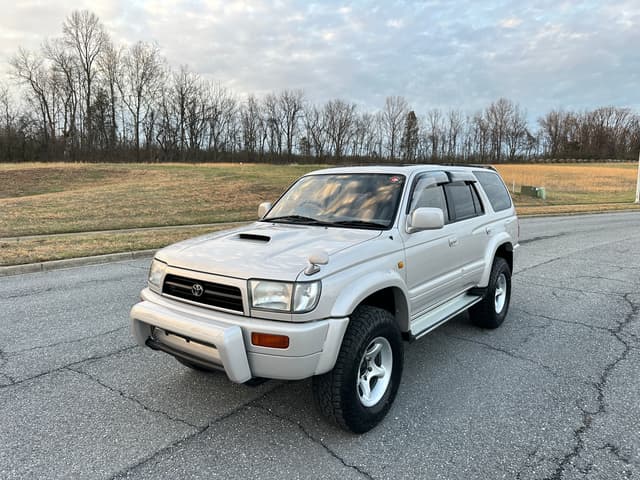 1996 Toyota Hilux Surf JDM car for sale — photo 11 of 20