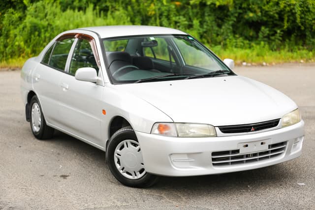 1996 Mitsubishi Mirage JDM car for sale — photo 22 of 25