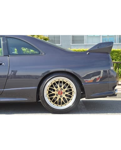 1997 Nissan Skyline JDM car for sale — photo 8 of 11