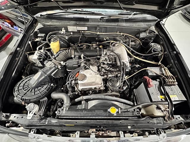 2000 Toyota Hilux JDM car for sale — photo 22 of 22