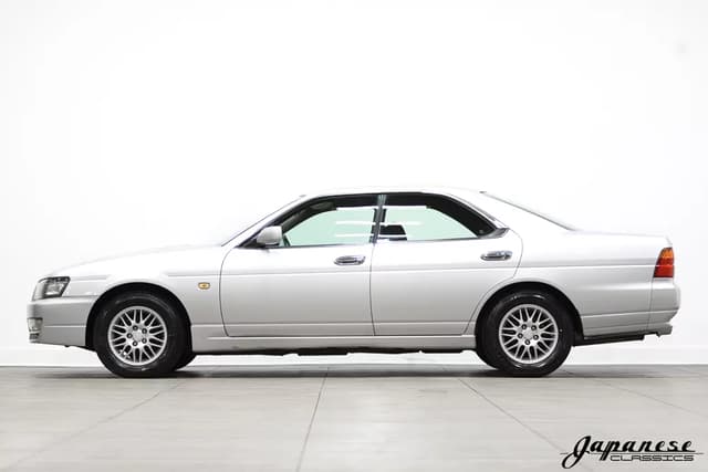 1997 Nissan Laurel JDM car for sale — photo 4 of 25