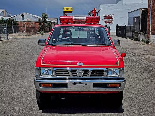 1996 Nissan Datsun JDM car for sale — photo 8 of 24