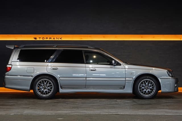 1999 Nissan Stagea JDM car for sale — photo 13 of 25