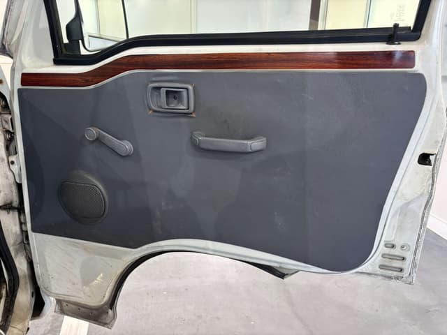 2000 Daihatsu Hijet JDM car for sale — photo 21 of 25