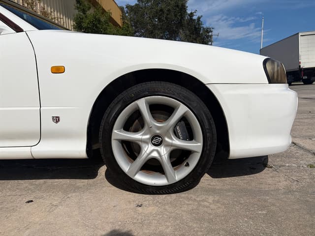 1998 Nissan Skyline JDM car for sale — photo 10 of 18