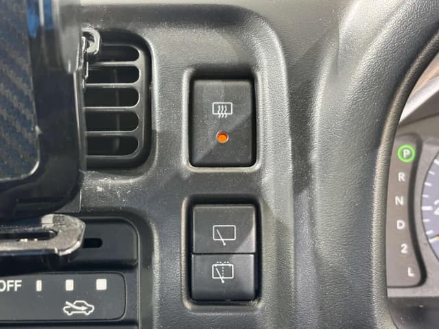 1999 Suzuki Jimny JDM car for sale — photo 15 of 25