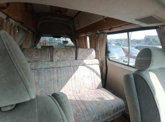 1999 Toyota Grand Hiace JDM car for sale — photo 6 of 7