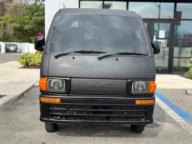 1996 Daihatsu Hijet JDM car for sale — photo 3 of 10
