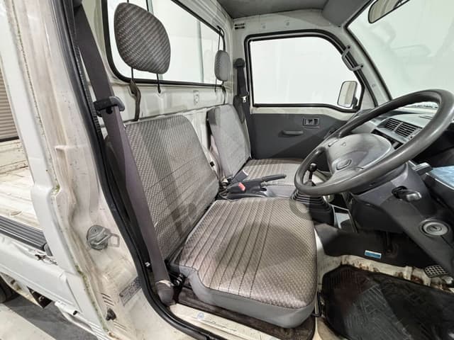 2000 Daihatsu Hijet JDM car for sale — photo 9 of 25