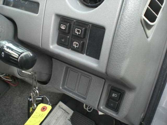 1998 Suzuki Jimny JDM car for sale — photo 14 of 16