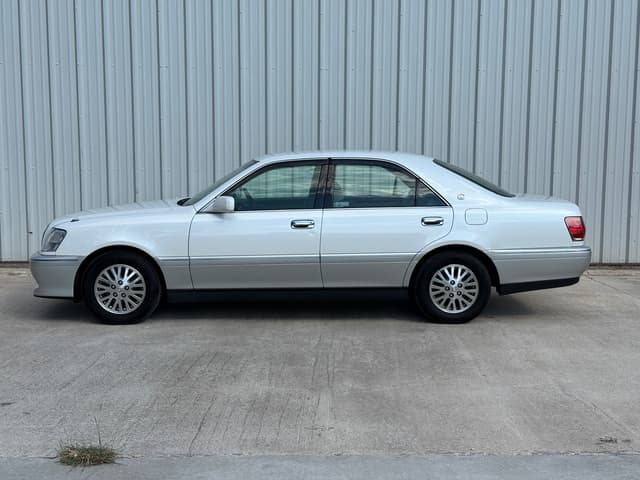 2000 Toyota Crown JDM car for sale — photo 5 of 22