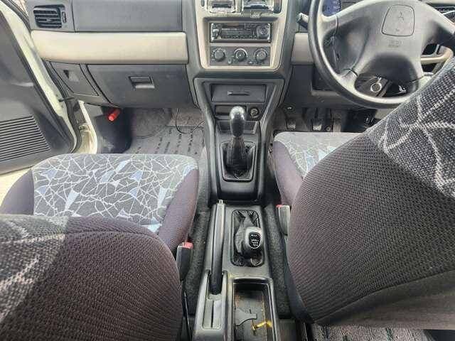 1999 Mitsubishi Pajero JDM car for sale — photo 11 of 20