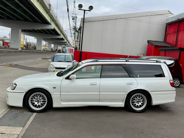 1999 Nissan Stagea JDM car for sale — photo 16 of 25