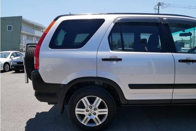 2003 Honda CR-V JDM car for sale — photo 13 of 25