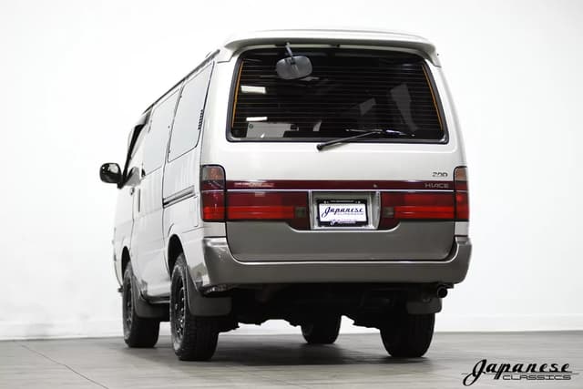 1996 Toyota HiAce JDM car for sale — photo 6 of 25