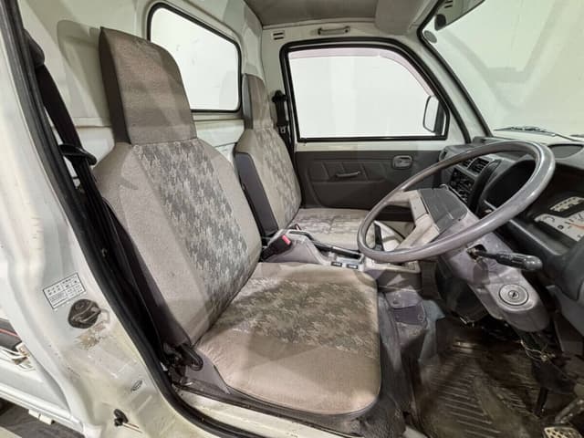 1997 Mitsubishi Minicab JDM car for sale — photo 8 of 25