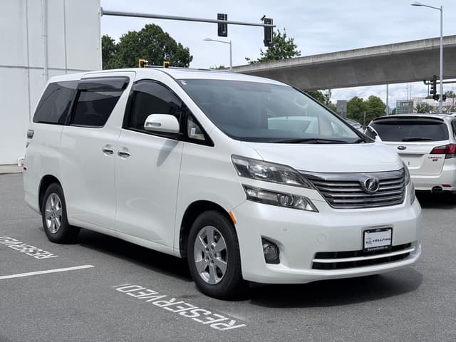2009 Toyota Vellfire JDM car for sale — photo 3 of 19
