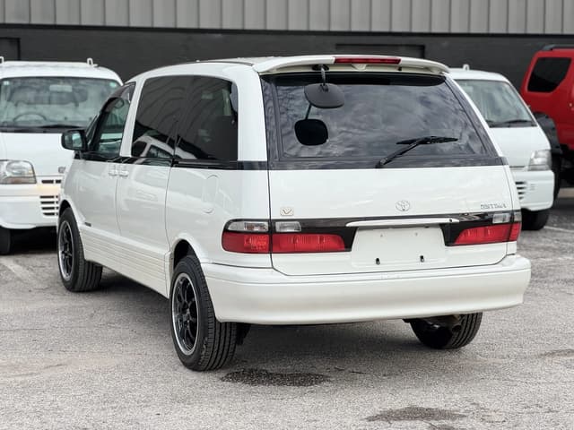 1999 Toyota Estima JDM car for sale — photo 13 of 25