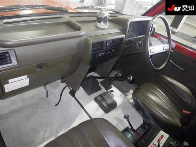 1990 Nissan Safari JDM car for sale — photo 2 of 9