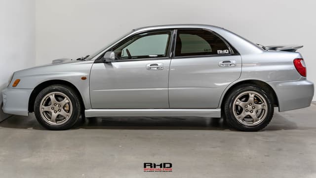 2000 Subaru Impreza JDM car for sale — photo 4 of 25