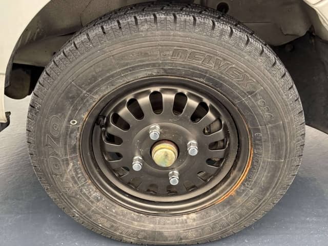 1998 Mitsubishi Minicab JDM car for sale — photo 16 of 24