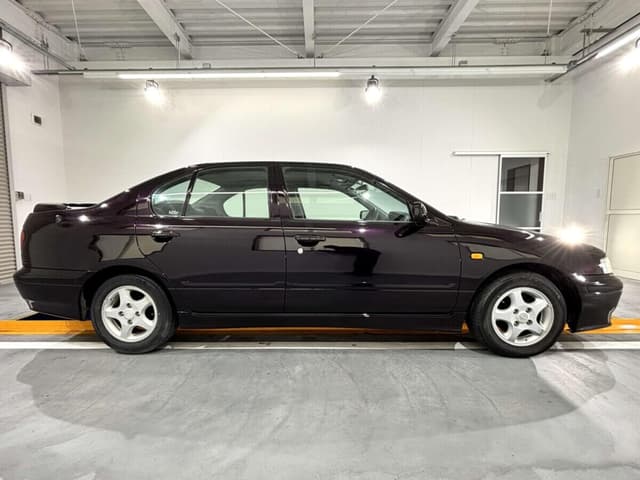 1998 Nissan Primera JDM car for sale — photo 3 of 10