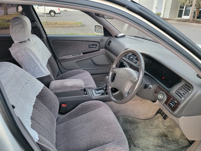 1997 Toyota Cresta JDM car for sale — photo 3 of 11