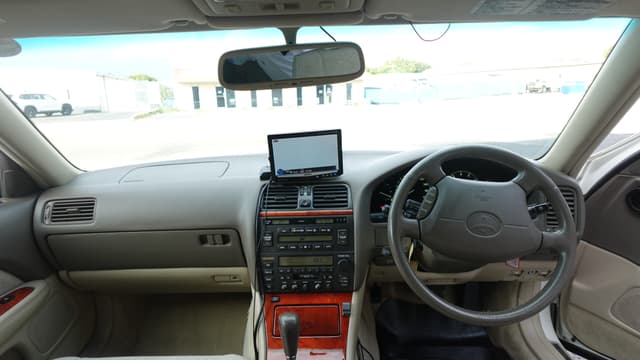 1998 Toyota Celsior JDM car for sale — photo 11 of 11