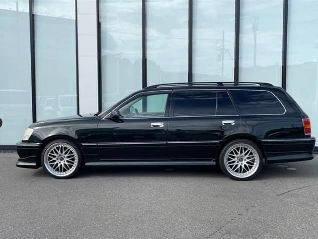 2000 Toyota Crown JDM car for sale — photo 19 of 25