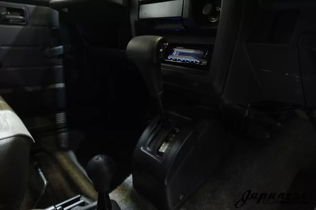1996 Suzuki Jimny JDM car for sale — photo 11 of 25