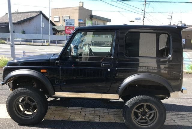 1996 Suzuki Jimny JDM car for sale — photo 6 of 9