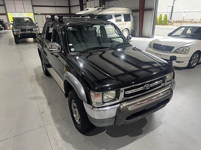 2000 Toyota Hilux JDM car for sale — photo 8 of 25