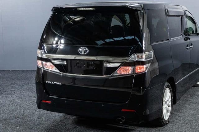 2012 Toyota Vellfire JDM car for sale — photo 8 of 19