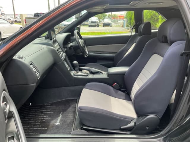 1998 Nissan Skyline JDM car for sale — photo 13 of 17